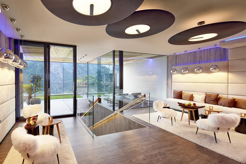 Hotel Das Sonnenparadies Schenna Exteriör bild